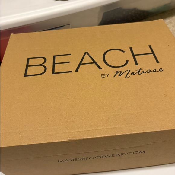 Cozy Beige Fleece Slippers - Picture 2 of 7